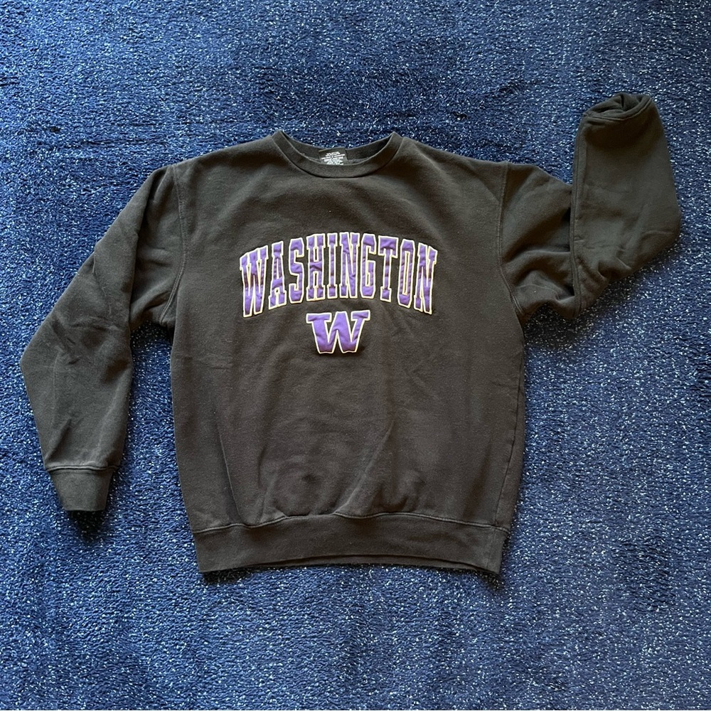 University of Washington Black Crewneck Sweatshirt